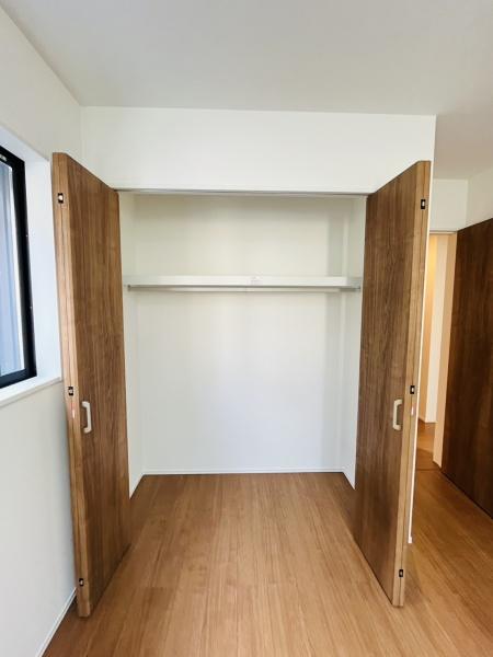 �_�ސ쌧������s�l�V���̐V�z��ˌ��Ă̎��[