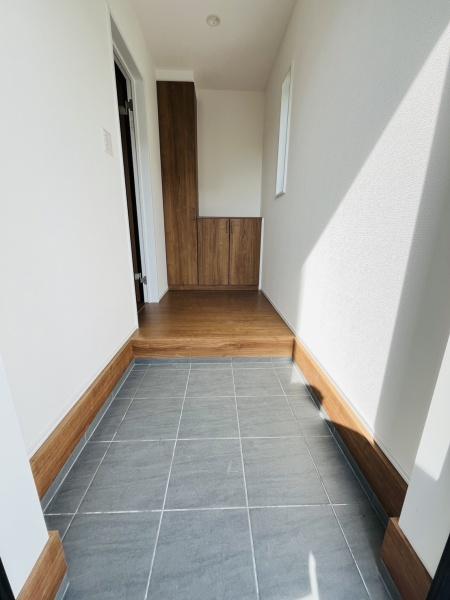 �_�ސ쌧������s�l�V���̐V�z��ˌ��Ă̌���