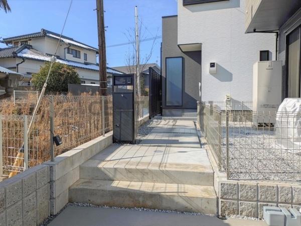 �_�ސ쌧������s�l�V���̐V�z��ˌ��Ẳ摜