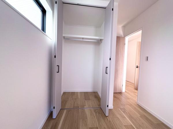 �_�ސ쌧������s�o�����̐V�z��ˌ��Ă̎��[