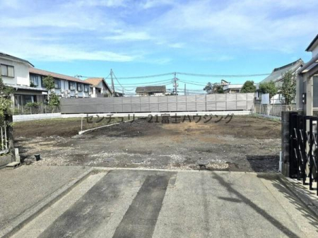 �_�ސ쌧����s�T���̓y�n�̑O�ʓ��H�܂ތ��n�ʐ^