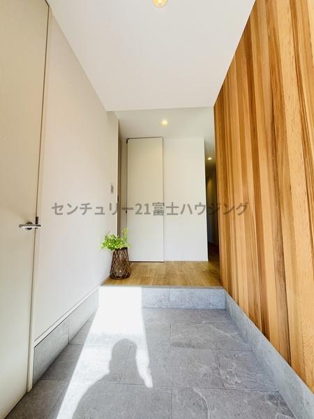 �_�ސ쌧������s�l�|4���ڂ̐V�z��ˌ��Ă̌���