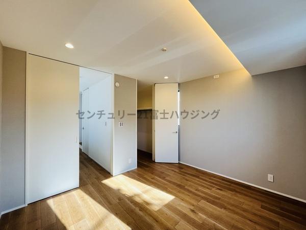 �_�ސ쌧������s�l�|4���ڂ̐V�z��ˌ��Ă̗m��