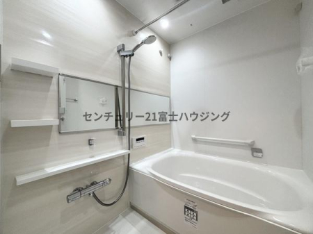 �_�ސ쌧����s�쓡��̒��Ã}���V�����̗���