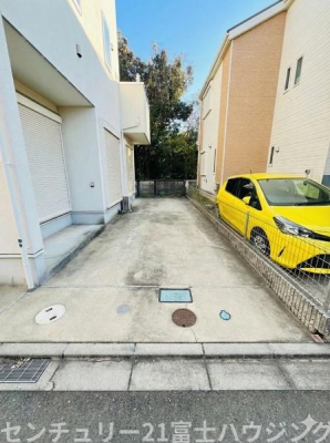 �_�ސ쌧�����S���쒬��V�{8���ڂ̒��È�ˌ��Ă̒��ԏ�