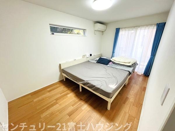 �_�ސ쌧�����S���쒬��V�{8���ڂ̒��È�ˌ��Ă̐Q��