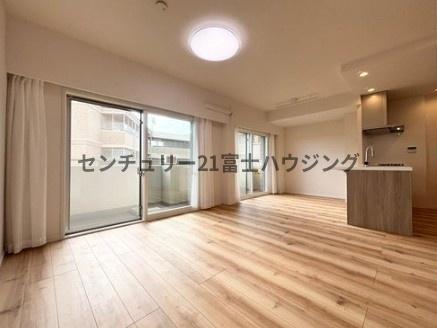 �_�ސ쌧����s�А��C��3���ڂ̒��Ã}���V�����̃��r���O