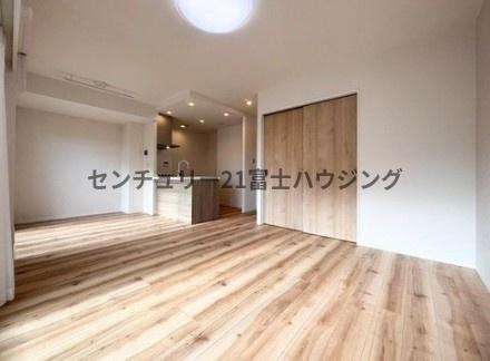 �_�ސ쌧����s�А��C��3���ڂ̒��Ã}���V�����̃��r���O