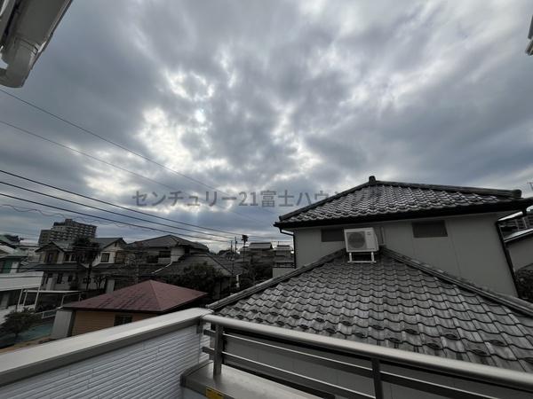 �_�ސ쌧������s���h�̐V�z��ˌ��Ă̏Z�˂���̒��]�ʐ^