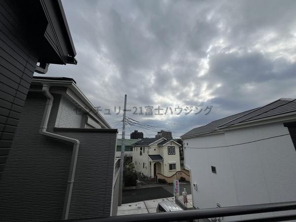 �_�ސ쌧������s���h�̐V�z��ˌ��Ă̏Z�˂���̒��]�ʐ^