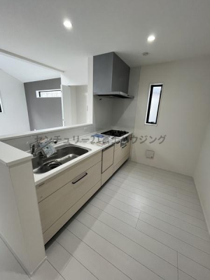 �_�ސ쌧������s���h�̐V�z��ˌ��ẴL�b�`��