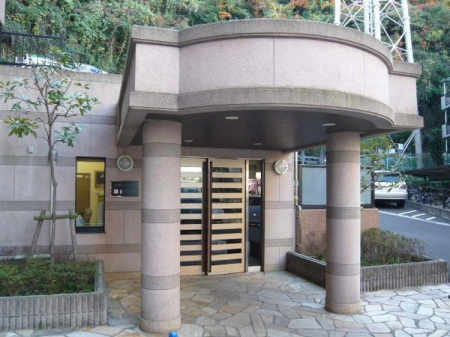 �_�ސ쌧���q�s�J�c3���ڂ̒��Ã}���V�����̃G���g�����X