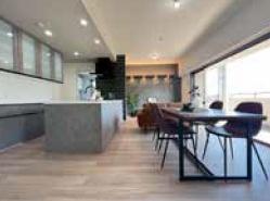 �_�ސ쌧����s�{����5���ڂ̒��Ã}���V�����̃��r���O