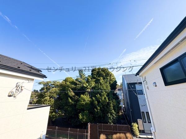 �_�ސ쌧������s���c1���ڂ̐V�z��ˌ��Ă̏Z�˂���̒��]�ʐ^