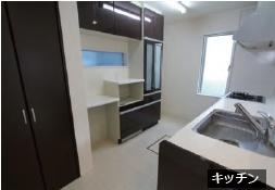 �_�ސ쌧����s�����_��4���ڂ̒��È�ˌ��ẴL�b�`��