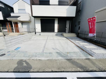 �_�ސ쌧������s����4���ڂ̐V�z��ˌ��Ă̒��ԏ�