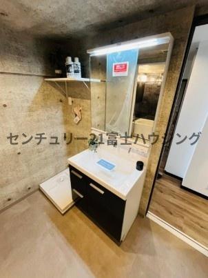 �_�ސ쌧���q�s���{�̒��Ã}���V�����̐��ʑ�E���ʏ�