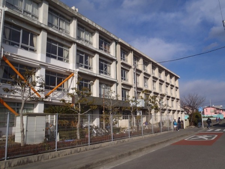 �_�ސ쌧����s�H��5���� 8-27�̒��Ã}���V�����̎��ӊ�