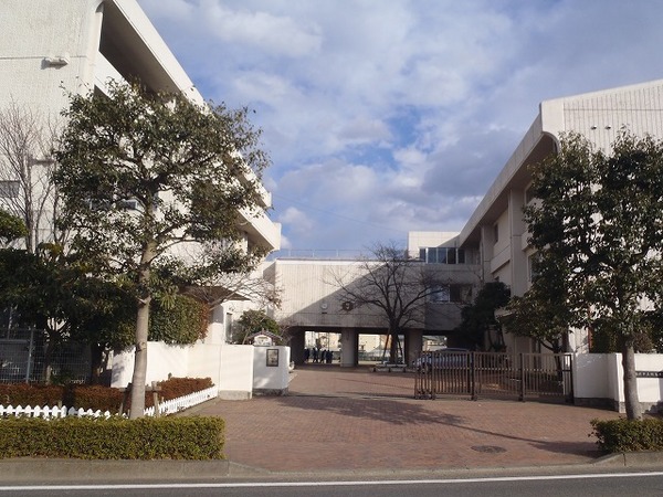 �_�ސ쌧����s�H��5���� 8-27�̒��Ã}���V�����̎��ӊ�