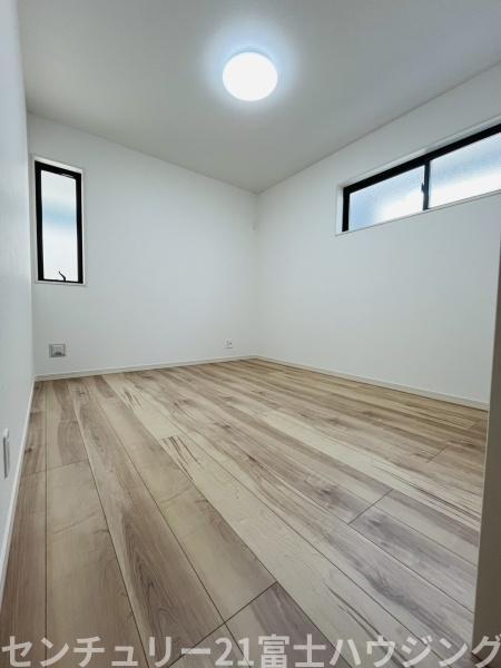 �_�ސ쌧������s����4���ڂ̐V�z��ˌ��Ẵ��r���O�ȊO�̋���