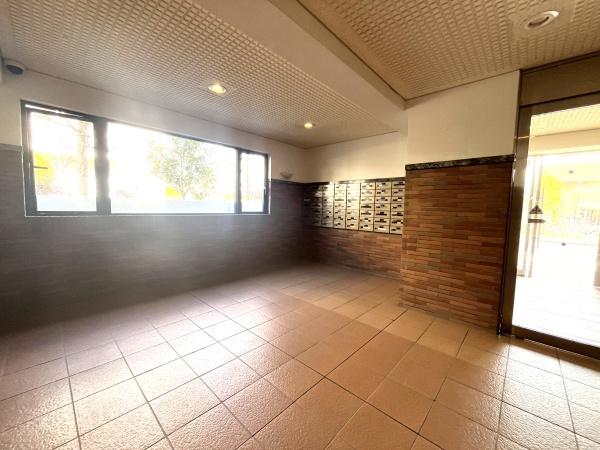 �_�ސ쌧����s�ғ����C��2���ڂ̒��Ã}���V�����̃G���g�����X