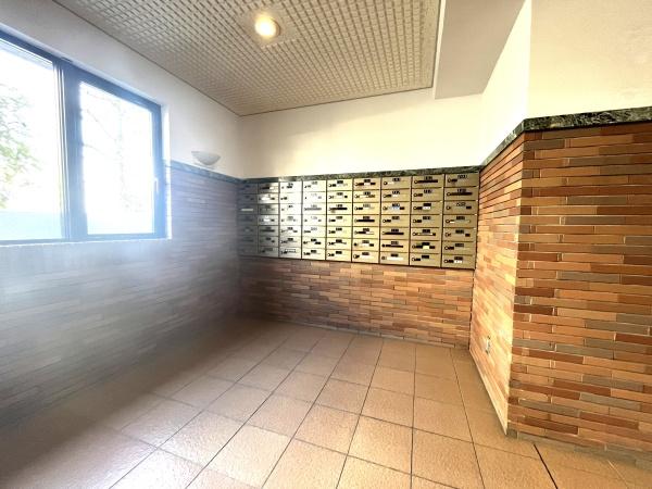 �_�ސ쌧����s�ғ����C��2���ڂ̒��Ã}���V�����̃G���g�����X