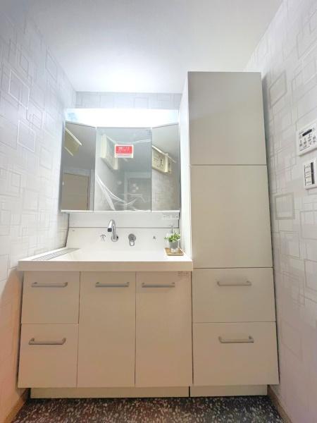 �_�ސ쌧����s�{����5���ڂ̒��Ã}���V�����̐��ʑ�E���ʏ�