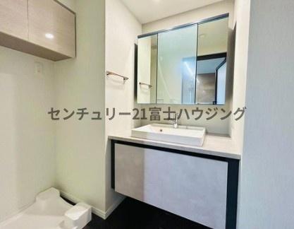 �_�ސ쌧����s�А�4���ڂ̒��Ã}���V�����̐��ʑ�E���ʏ�