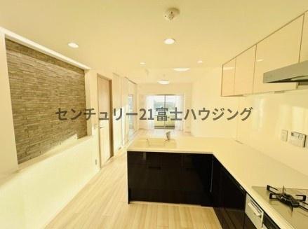 �_�ސ쌧����s�А�4���ڂ̒��Ã}���V�����̃L�b�`��