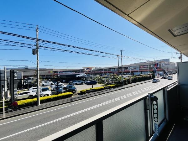 �_�ސ쌧����s�ғ��V��3���ڂ̒��Ã}���V�����̏Z�˂���̒��]�ʐ^