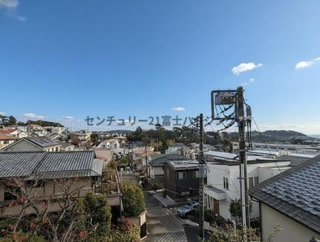 �_�ސ쌧���q�s���z5���ڂ̒��Ã}���V�����̏Z�˂���̒��]�ʐ^