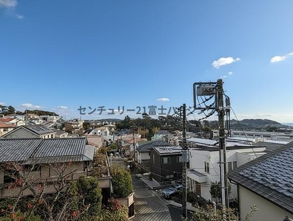 �_�ސ쌧���q�s���z5���ڂ̒��Ã}���V�����̏Z�˂���̒��]�ʐ^