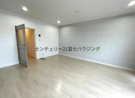 �_�ސ쌧���q�s���z5���ڂ̒��Ã}���V�����̃��r���O