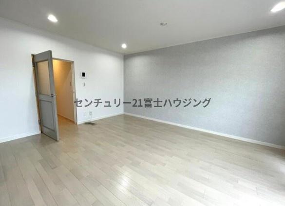 �_�ސ쌧���q�s���z5���ڂ̒��Ã}���V�����̃��r���O