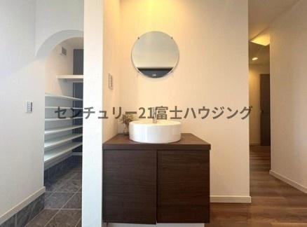 �_�ސ쌧����s������3���ڂ̐V�z��ˌ��Ă̐��ʑ�E���ʏ�