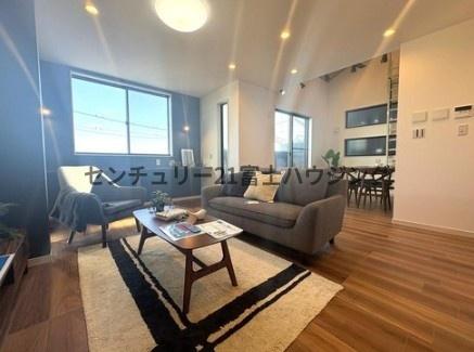 �_�ސ쌧����s������3���ڂ̐V�z��ˌ��Ẵ��r���O