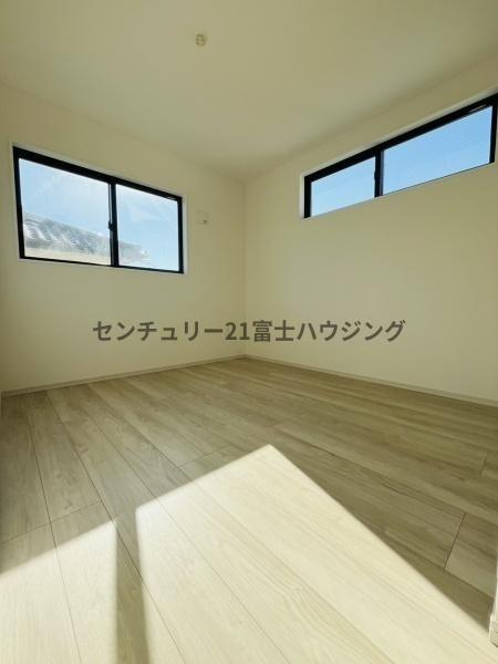 �_�ސ쌧������s�����u�̐V�z��ˌ��Ă̗m��