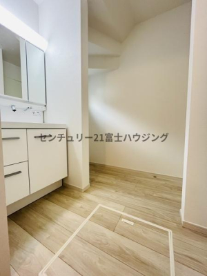 �_�ސ쌧������s�����u�̐V�z��ˌ��Ă̐��ʑ�E���ʏ�