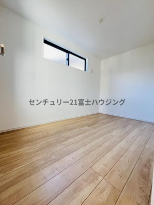 �_�ސ쌧������s�����u�̐V�z��ˌ��Ă̗m��