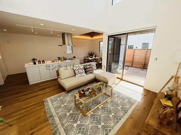 �_�ސ쌧������s�l�|4���ڂ̐V�z��ˌ��Ẵ��r���O