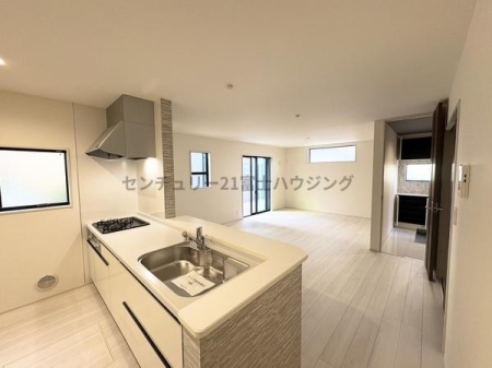 �_�ސ쌧������s���4���ڂ̐V�z��ˌ��Ẵ��r���O