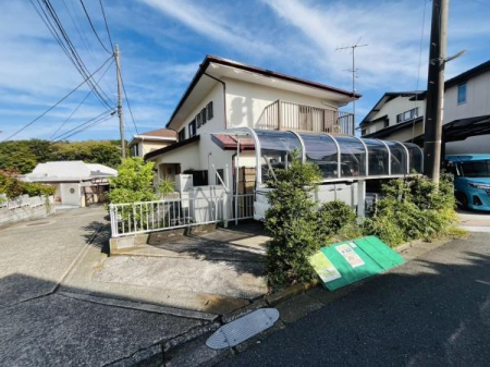 �_�ސ쌧���q�s�R��̓y�n�̑O�ʓ��H�܂ތ��n�ʐ^