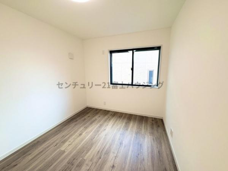 �_�ސ쌧������s���a�c3���ڂ̐V�z��ˌ��Ă̗m��