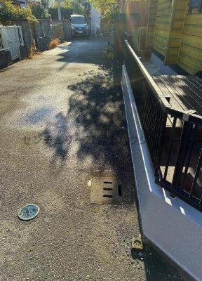 �_�ސ쌧������s���C�ݓ�2���ڂ̓y�n�̑O�ʓ��H�܂ތ��n�ʐ^