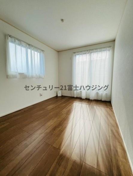 �_�ސ쌧����s�T���̐V�z��ˌ��Ă̗m��