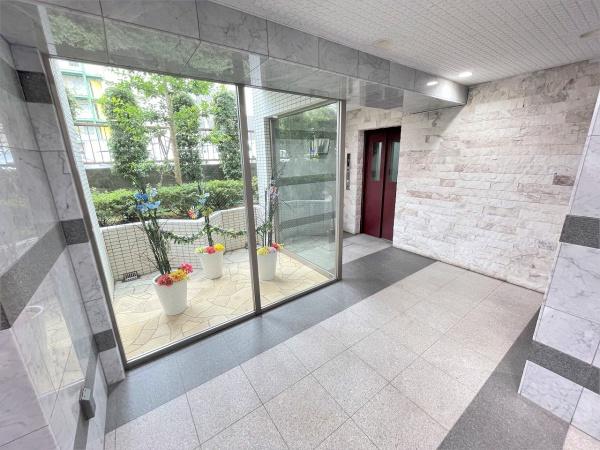 �_�ސ쌧����s�쓡��̒��Ã}���V�����̃G���g�����X