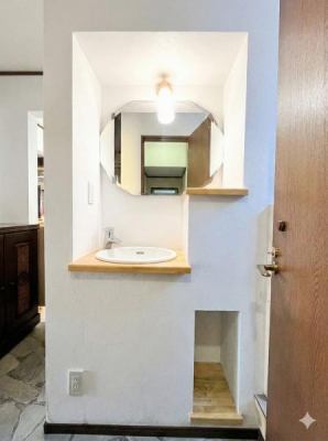 �_�ސ쌧������s���Q2���ڂ̒��È�ˌ��Ă̐��ʑ�E���ʏ�