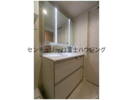 �_�ސ쌧����s�А��C��2���ڂ̒��Ã}���V�����̐��ʑ�E���ʏ�