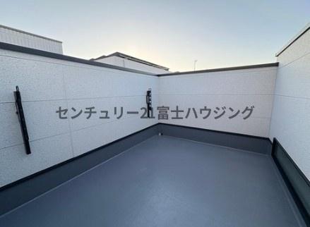 �_�ސ쌧������s���5���ڂ̐V�z��ˌ��Ẵo���R�j�[