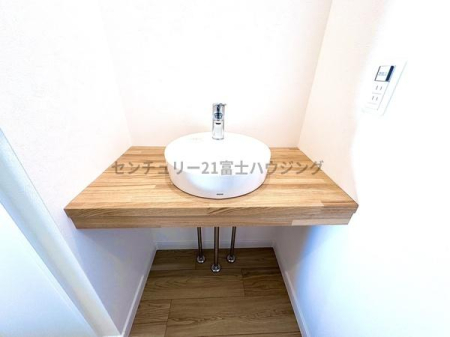 �_�ސ쌧������s�l�{��̐V�z��ˌ��Ă̐��ʑ�E���ʏ�